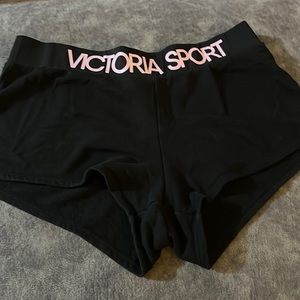 Victoria Sport shorts